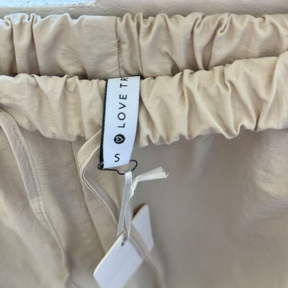 New Love Tree Windbreaker Pants Lightweight Track Style drawstring Athleisure - Picture 4 of 4